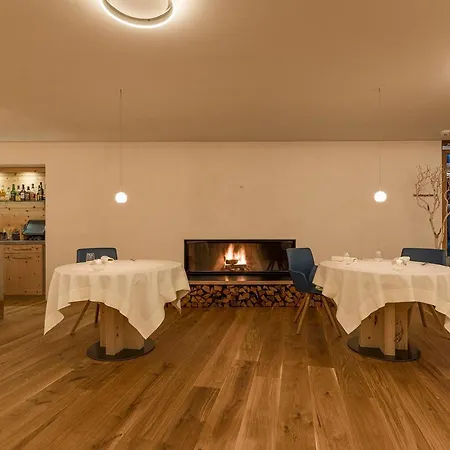 Relais & Chateaux In Lain Cadonau Hotel Brail
