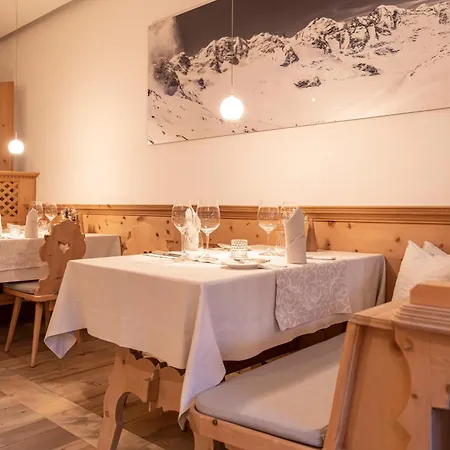 Relais & Chateaux In Lain Cadonau 호텔 5*