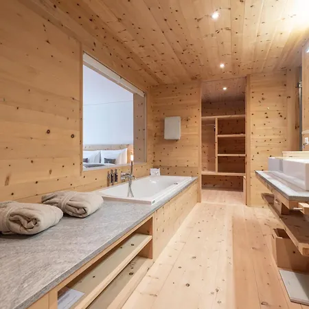 Relais & Chateaux In Lain Cadonau 5*