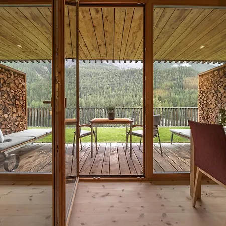 Relais & Chateaux In Lain Cadonau