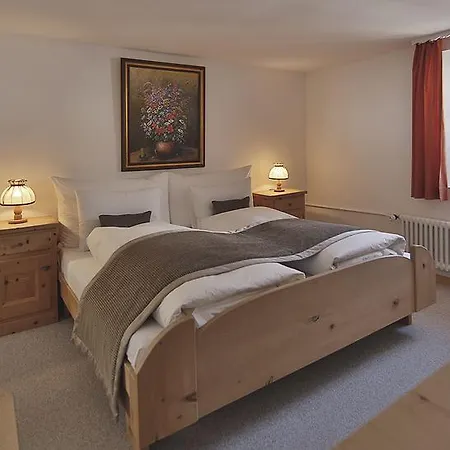 Relais & Chateaux In Lain Cadonau 5*