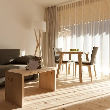 Relais & Chateaux In Lain Cadonau Hotel 5*