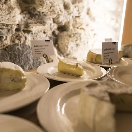 Relais & Chateaux In Lain Cadonau Hotel