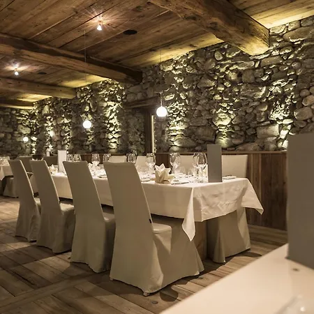 Relais & Chateaux In Lain Cadonau Brail