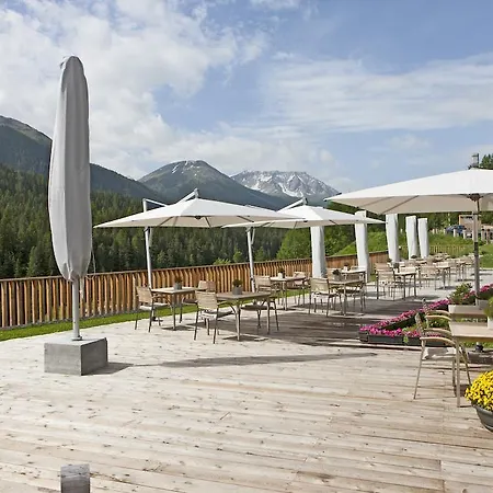 Relais & Chateaux In Lain Cadonau 5*