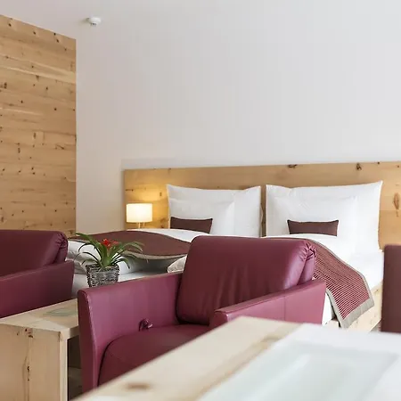 Hotel Relais & Chateaux In Lain Cadonau Brail