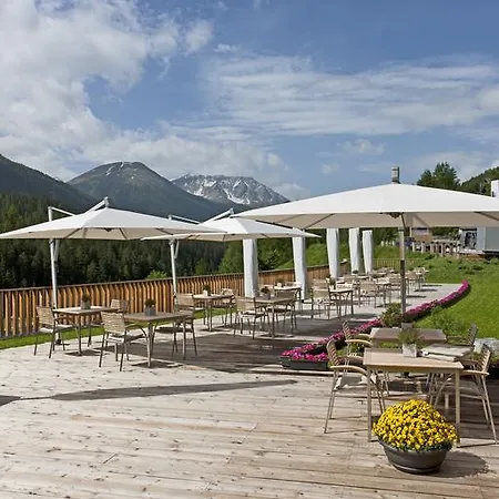 Relais & Chateaux In Lain Cadonau