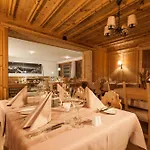 Relais & Chateaux In Lain Cadonau 5* Brail