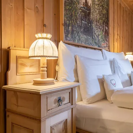 Hotel Relais & Chateaux In Lain Cadonau Brail