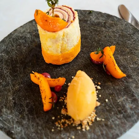 Relais & Chateaux In Lain Cadonau Hotel 5*