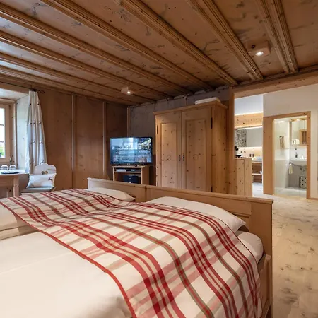 Relais & Chateaux In Lain Cadonau Hotel Brail