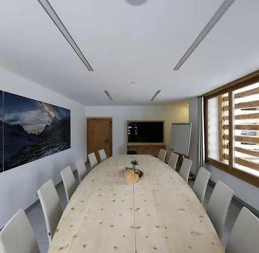 Szálloda Relais & Chateaux In Lain Cadonau