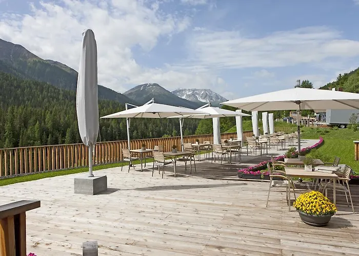 Relais & Chateaux In Lain Cadonau 5*