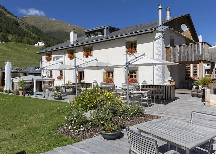 Relais & Chateaux In Lain Cadonau 5* Brail